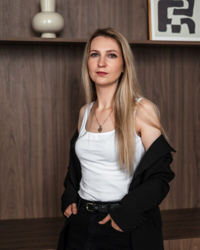 Винникова Лариса